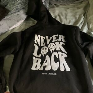Never look back hoodie
